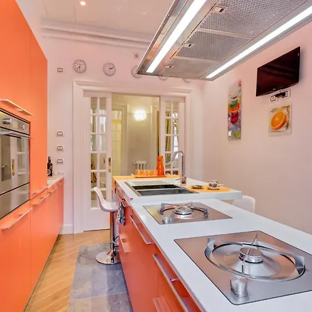 Conte Cavour Luxury House *